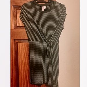 Short sleeve shirt dress